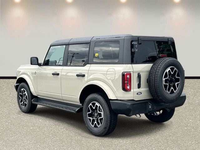 2026 Ford Bronco Outer Banks®