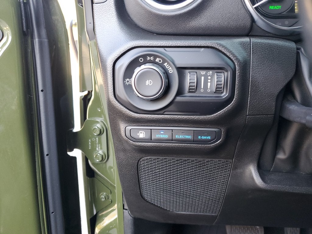 2022 Jeep Wrangler 4xe Sahara 4xe