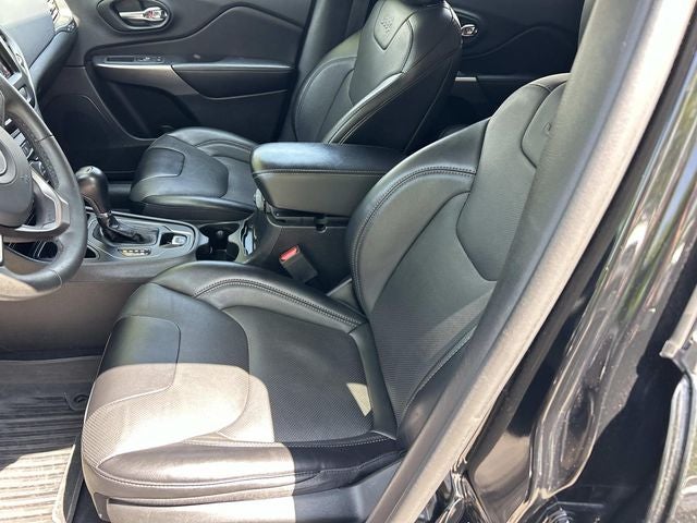 2022 Jeep Cherokee Latitude Lux