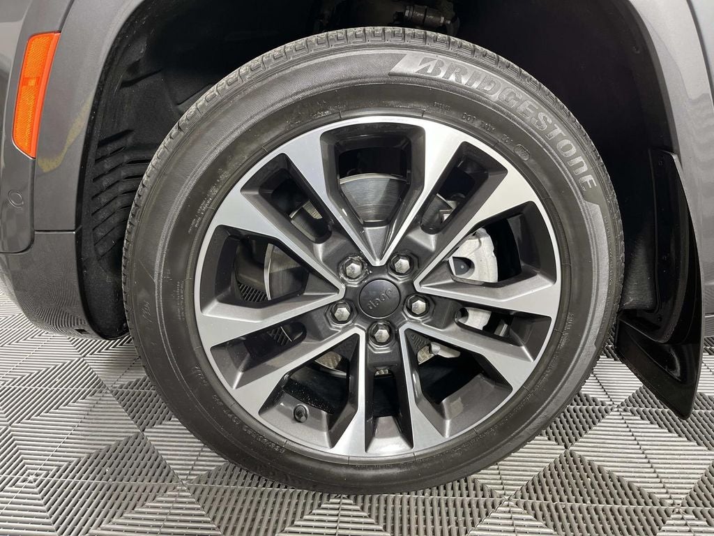 2022 Jeep Grand Cherokee L Overland