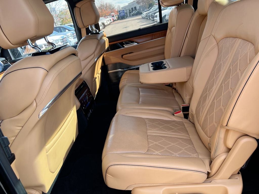 2022 Jeep Grand Wagoneer Series III