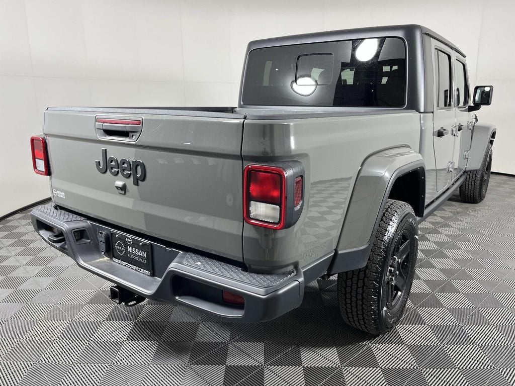 2022 Jeep Gladiator Sport