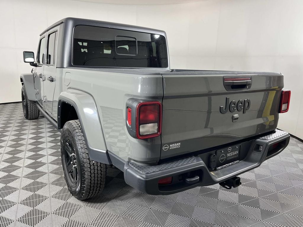 2022 Jeep Gladiator Sport
