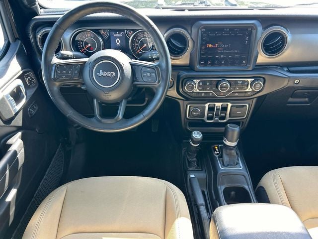 2022 Jeep Gladiator Sport