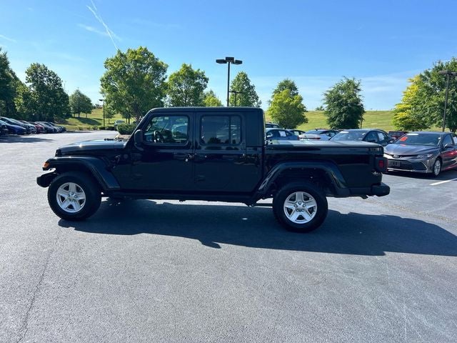 2022 Jeep Gladiator Sport