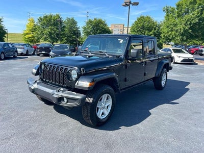 2022 Jeep Gladiator Sport