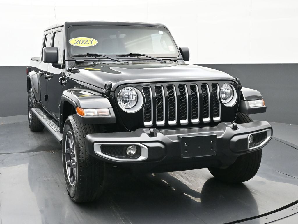 2023 Jeep Gladiator Overland