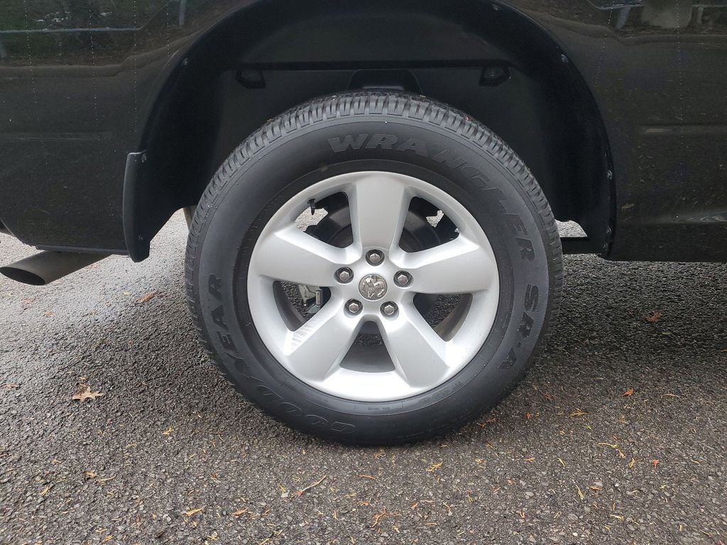 2024 RAM 1500 Classic SLT TRADESMAN