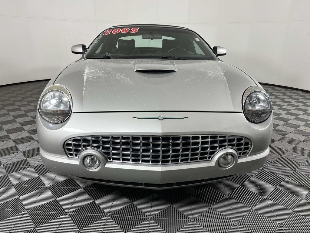 2005 Ford Thunderbird Base