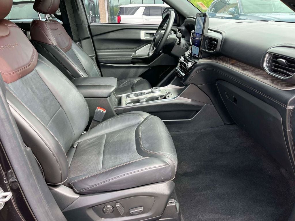 2022 Ford Explorer Platinum