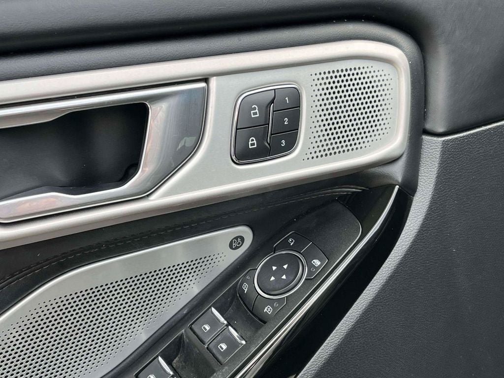 2022 Ford Explorer Platinum