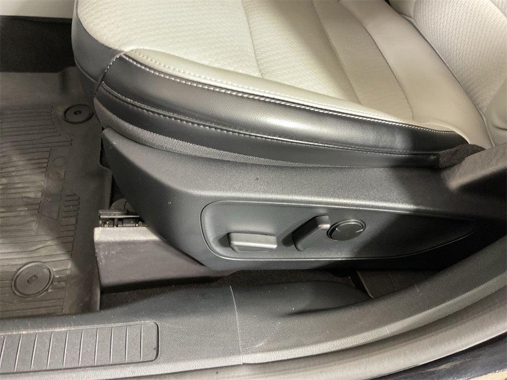 2025 Ford Escape Plug-In Hybrid Base