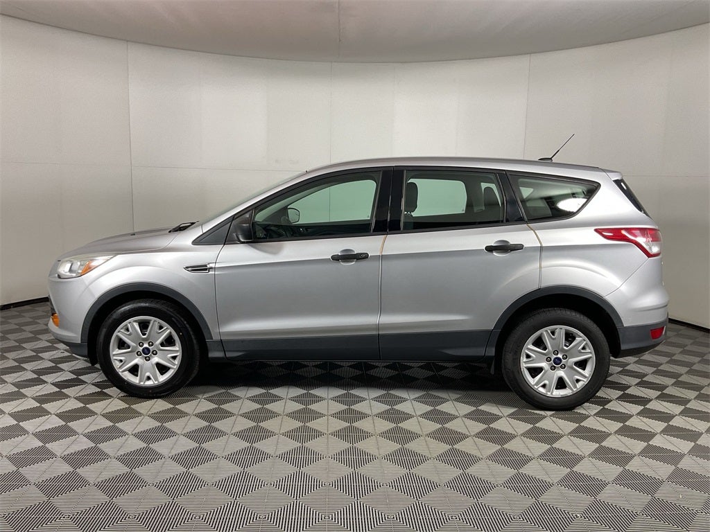 2016 Ford Escape S
