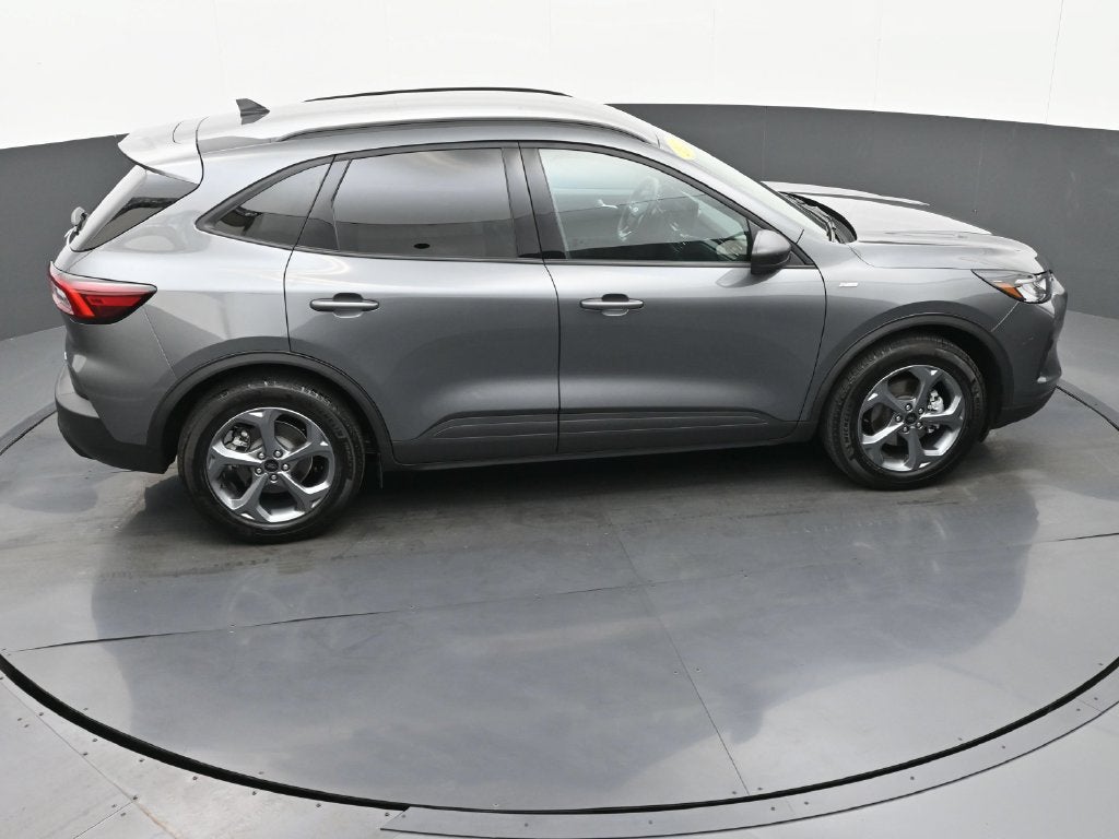 2025 Ford Escape Hybrid ST-Line