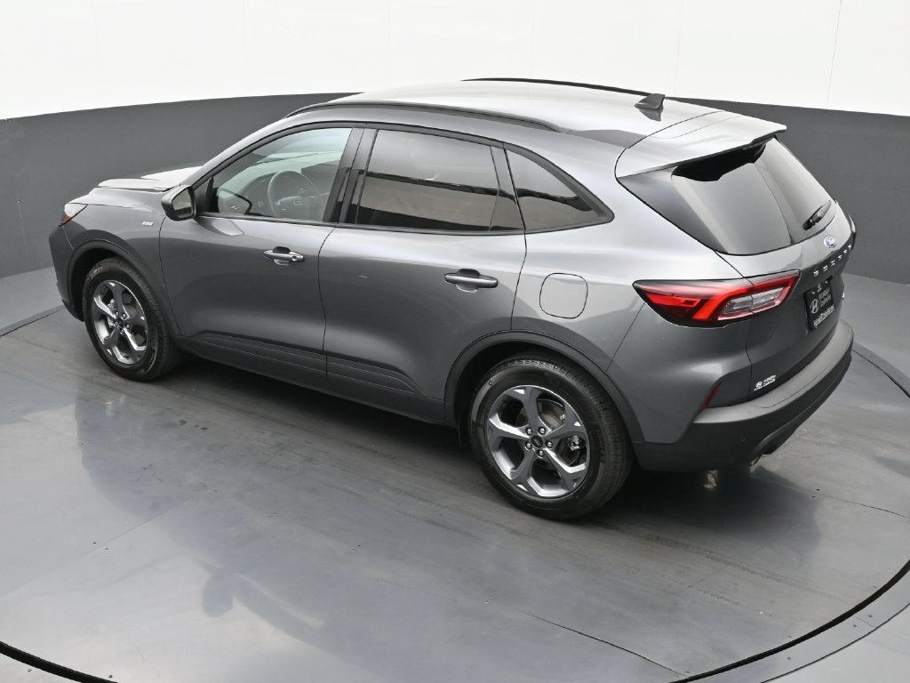 2025 Ford Escape Hybrid ST-Line