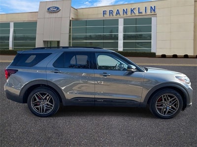 2025 Ford Explorer ST