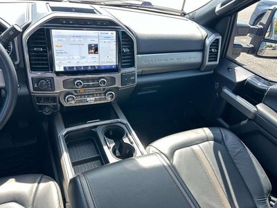 2022 Ford F-350SD Platinum