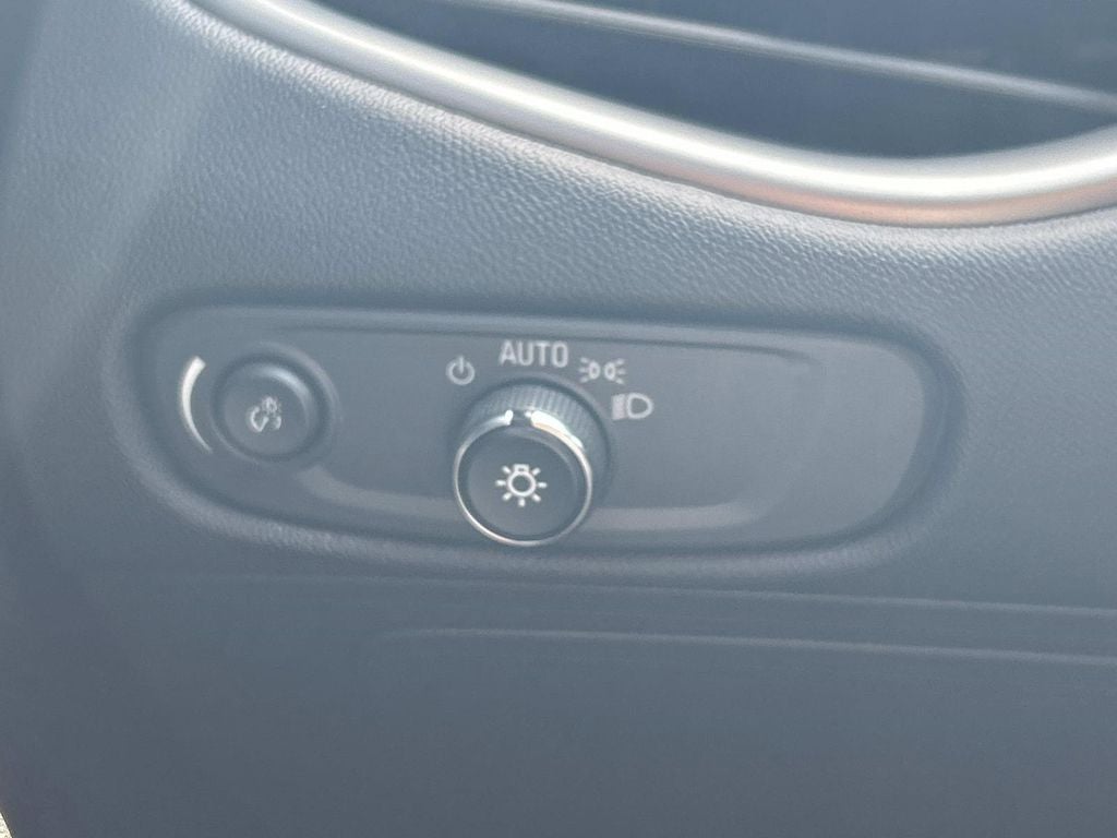 2023 Chevrolet Malibu LS