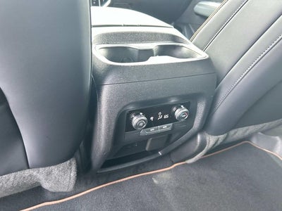 2024 GMC Acadia AT4