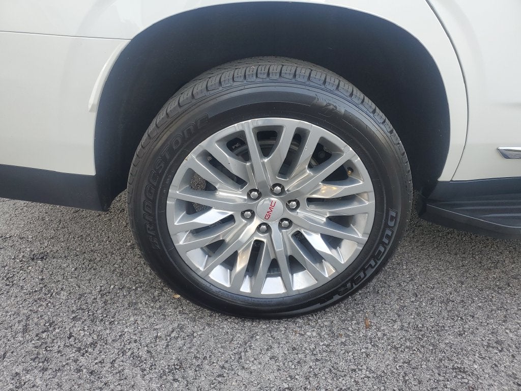 2024 GMC Yukon SLT