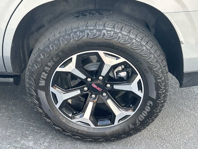 2025 GMC Yukon AT4