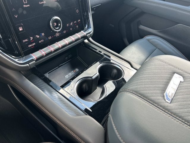 2025 GMC Yukon AT4