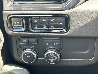 2025 GMC Yukon AT4