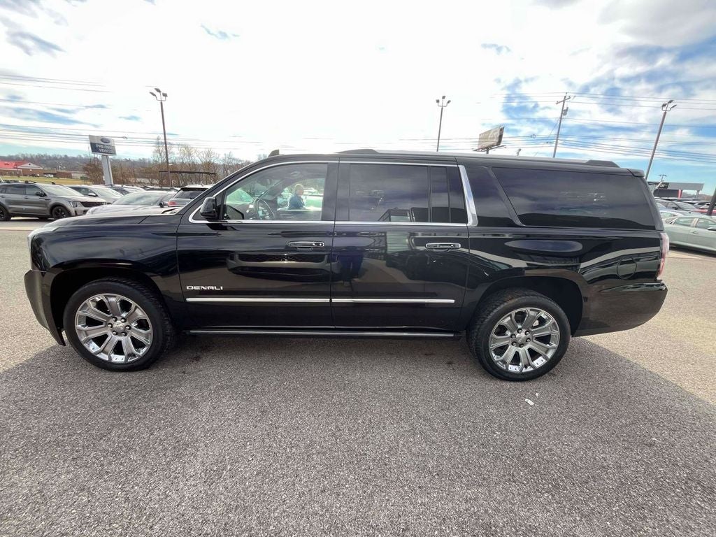 2017 GMC Yukon XL Denali
