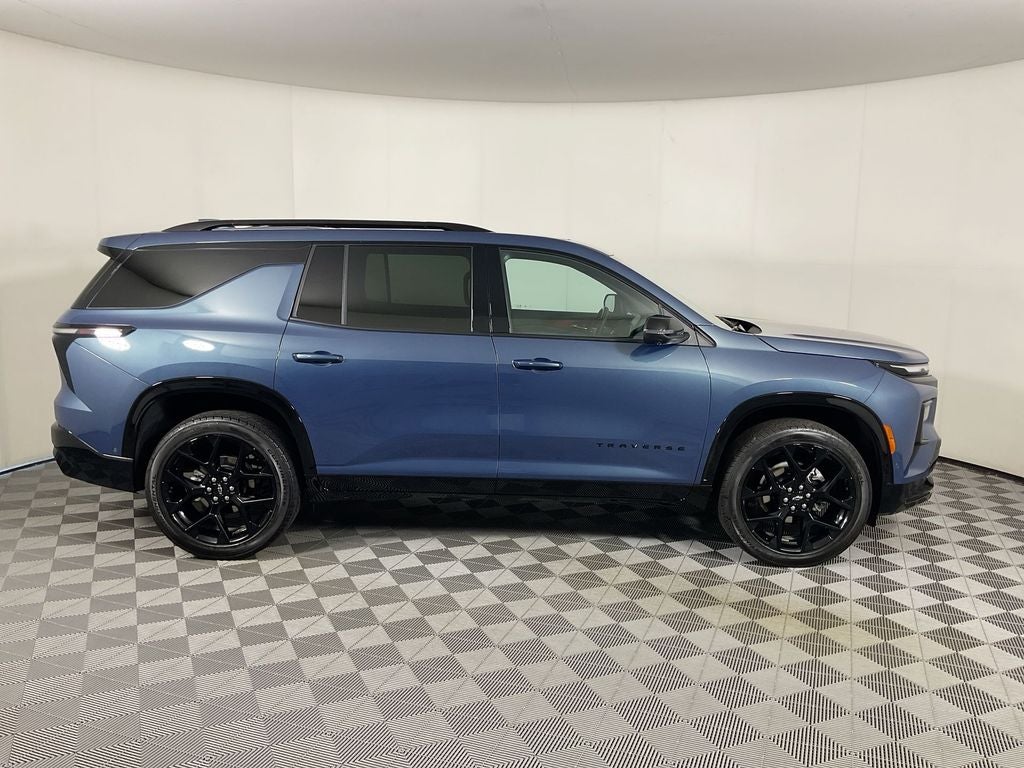 2025 Chevrolet Traverse RS