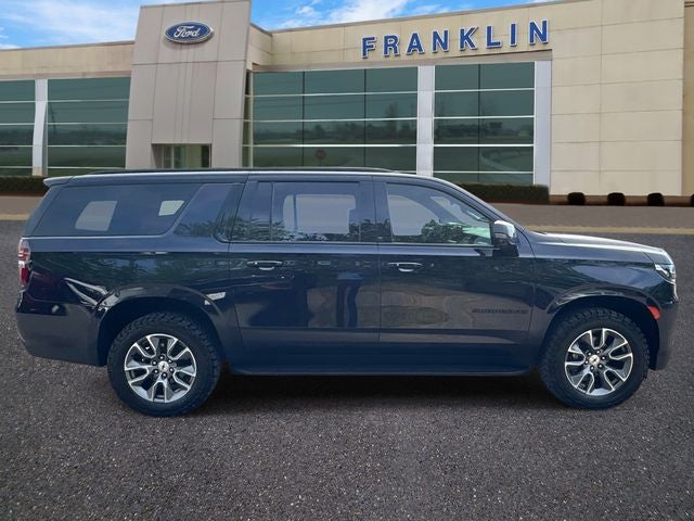 2022 Chevrolet Suburban RST