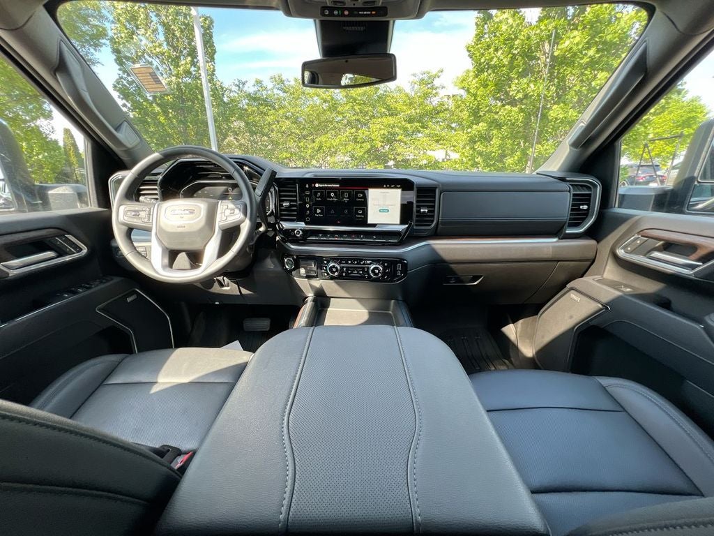 2025 GMC Sierra 2500 SLT