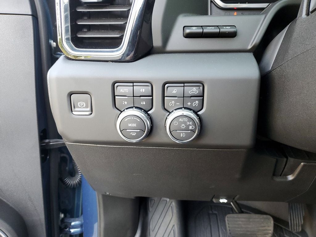 2025 GMC Sierra 2500HD Denali Ultimate