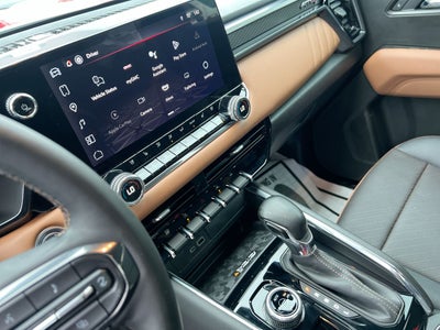 2025 GMC Canyon 4WD AT4