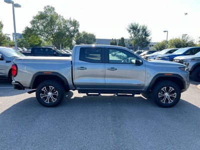 2023 GMC Canyon 4WD AT4