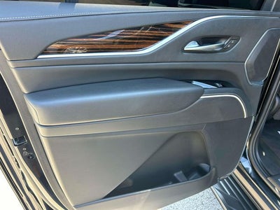 2024 Cadillac Escalade ESV Premium