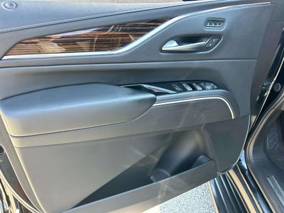 2024 Cadillac Escalade ESV Premium