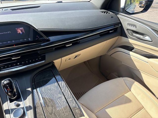 2024 Cadillac Escalade ESV Premium