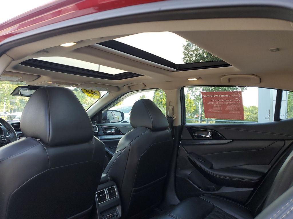 2023 Nissan Maxima Platinum