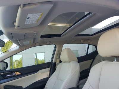 2023 Nissan Maxima Platinum