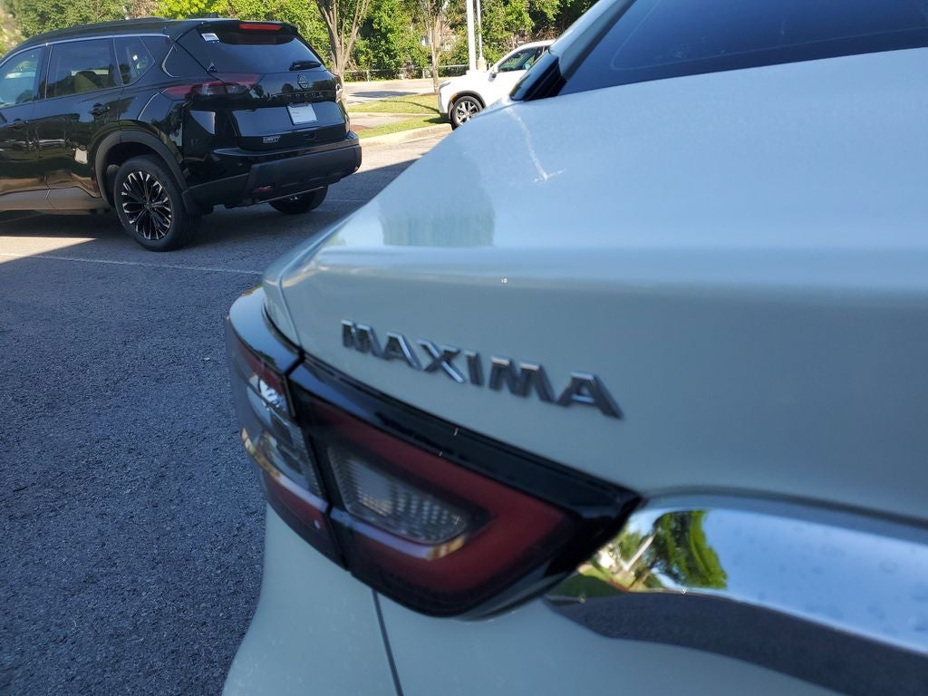 2023 Nissan Maxima Platinum