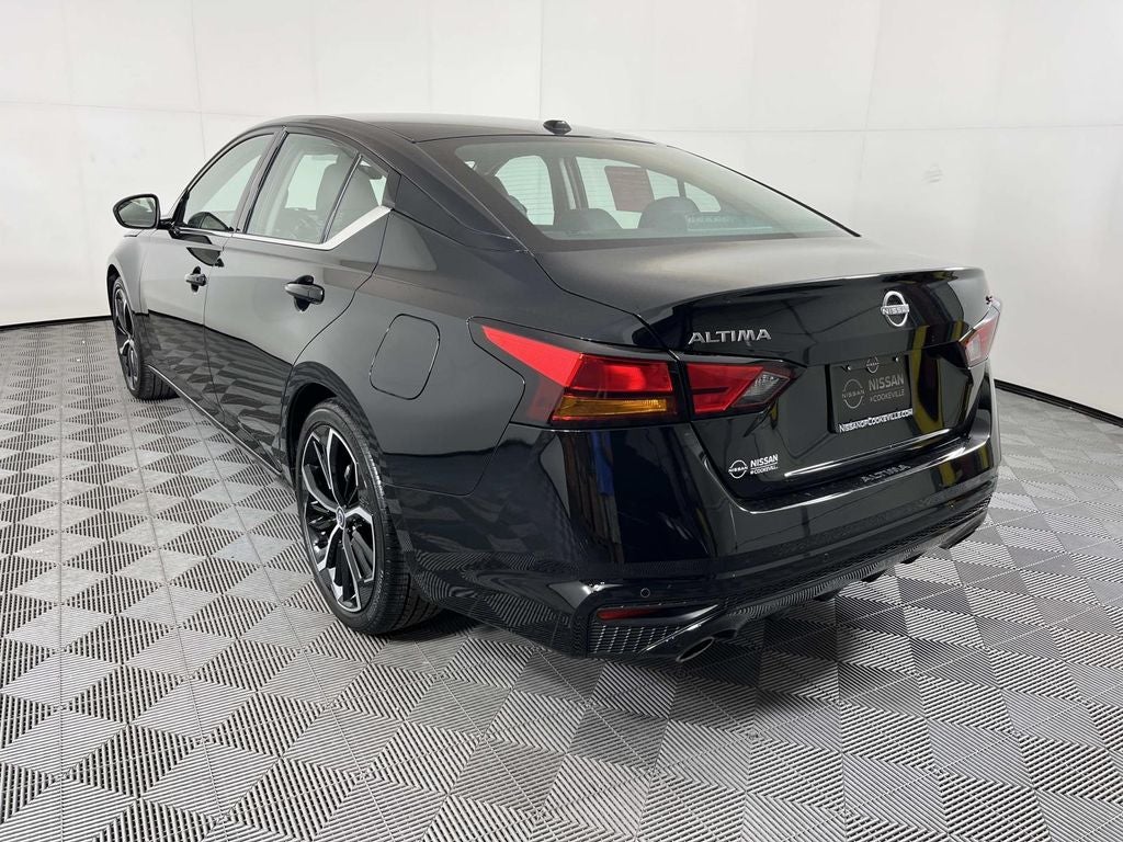 2025 Nissan Altima 2.5 SR