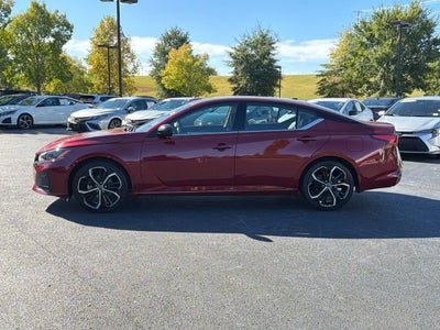 2024 Nissan Altima 2.5 SR