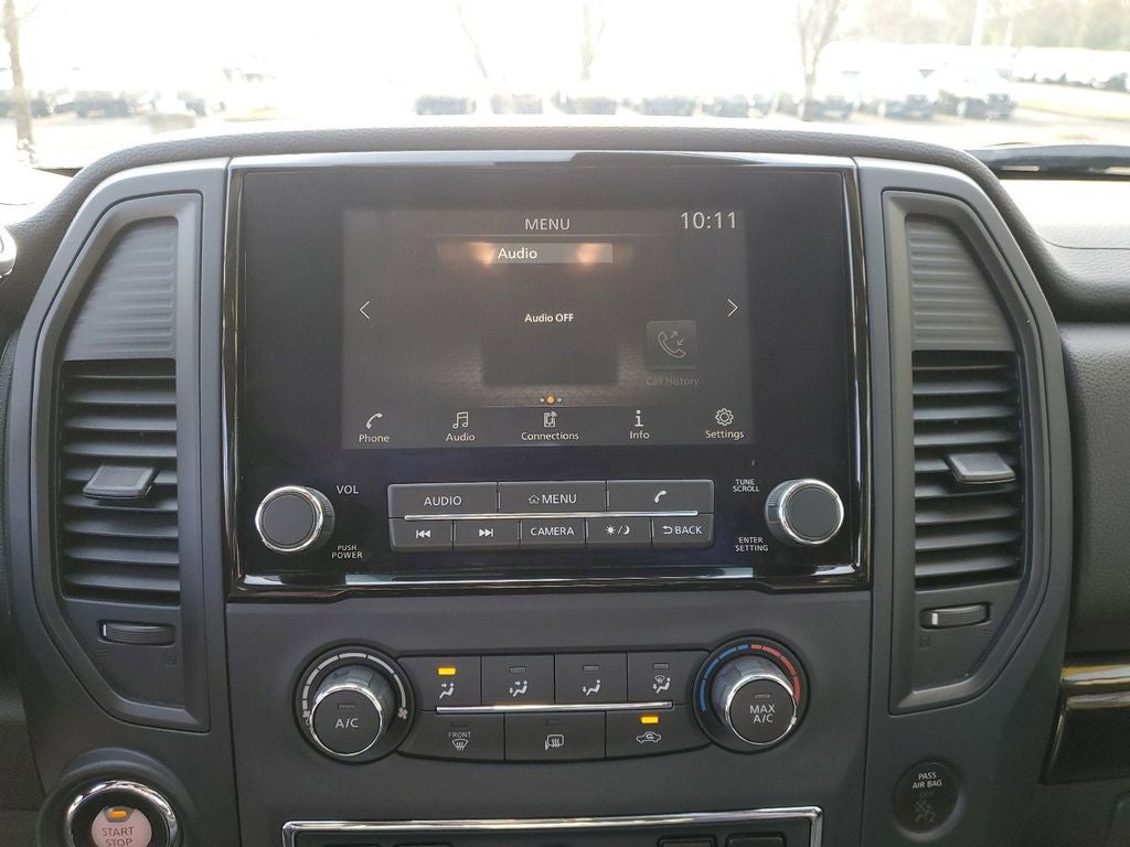 2024 Nissan Titan SV