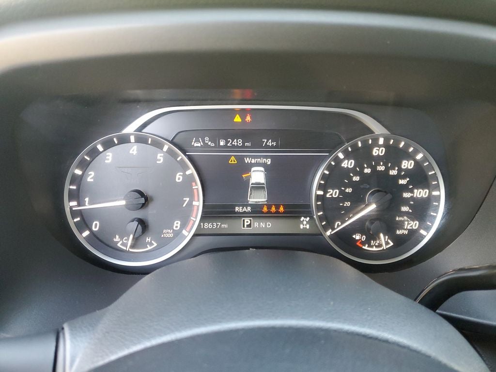 2024 Nissan Titan SV