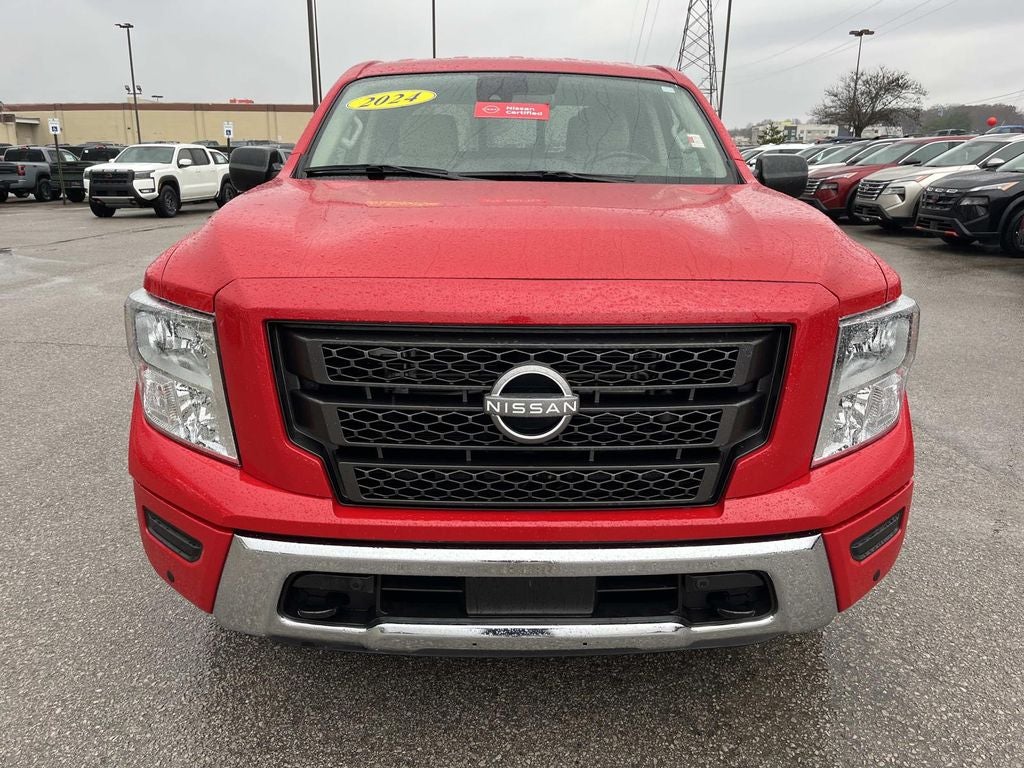 2024 Nissan Titan SV