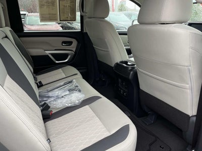 2024 Nissan Titan SV