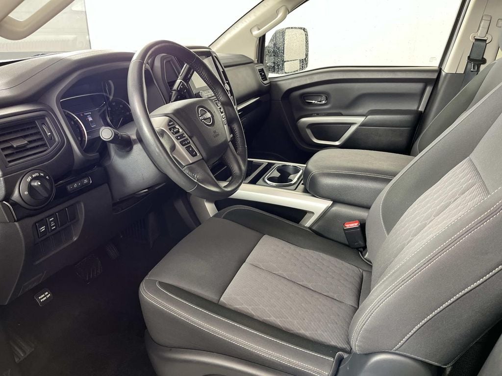 2024 Nissan Titan SV