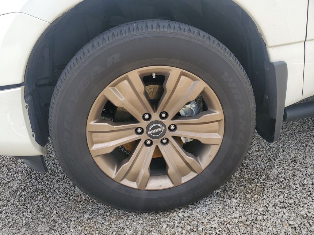 2024 Nissan Titan SV