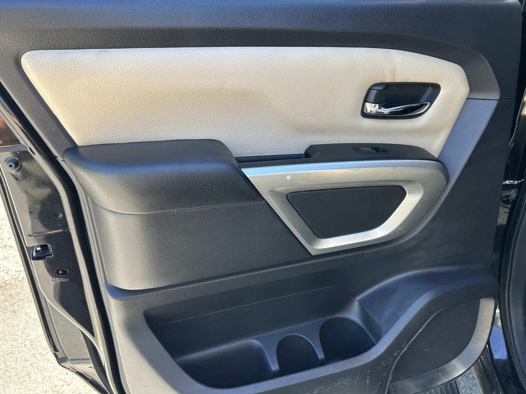 2017 Nissan Titan XD SV