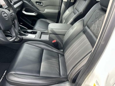 2024 Nissan Frontier SL